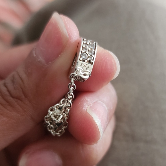 Pandora Sparkling Arcs of Love Safety Chain - Picture 4 of 4